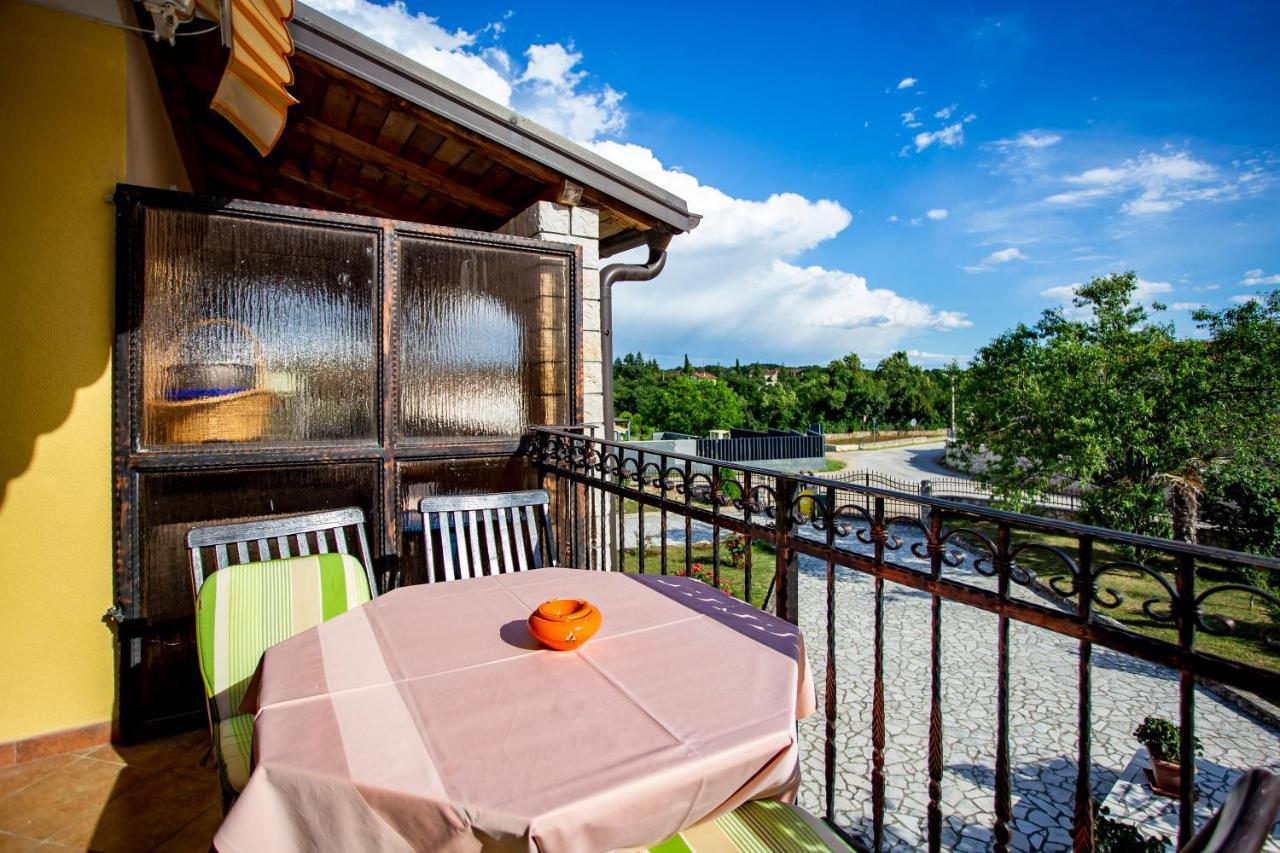 Apartmani Jurman Matohanci ภายนอก รูปภาพ