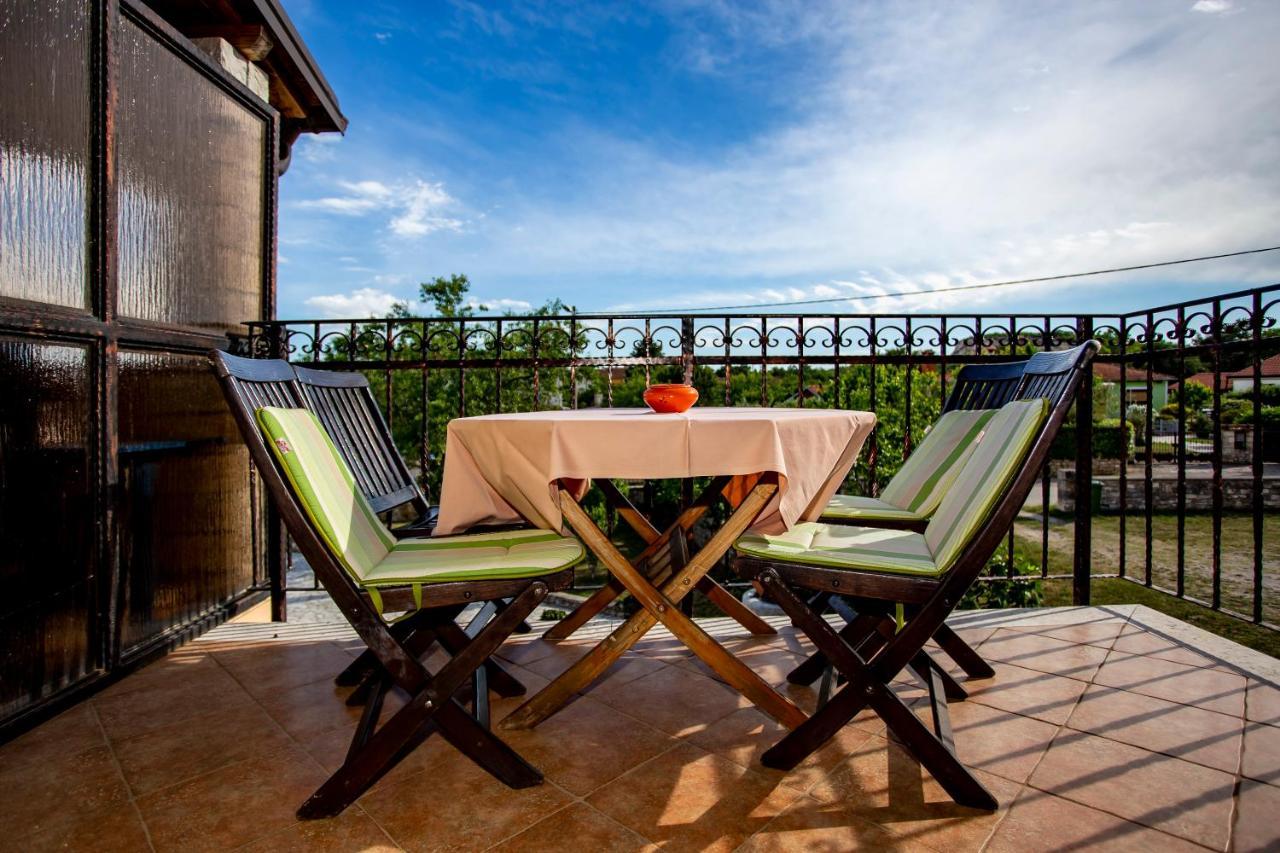Apartmani Jurman Matohanci ภายนอก รูปภาพ