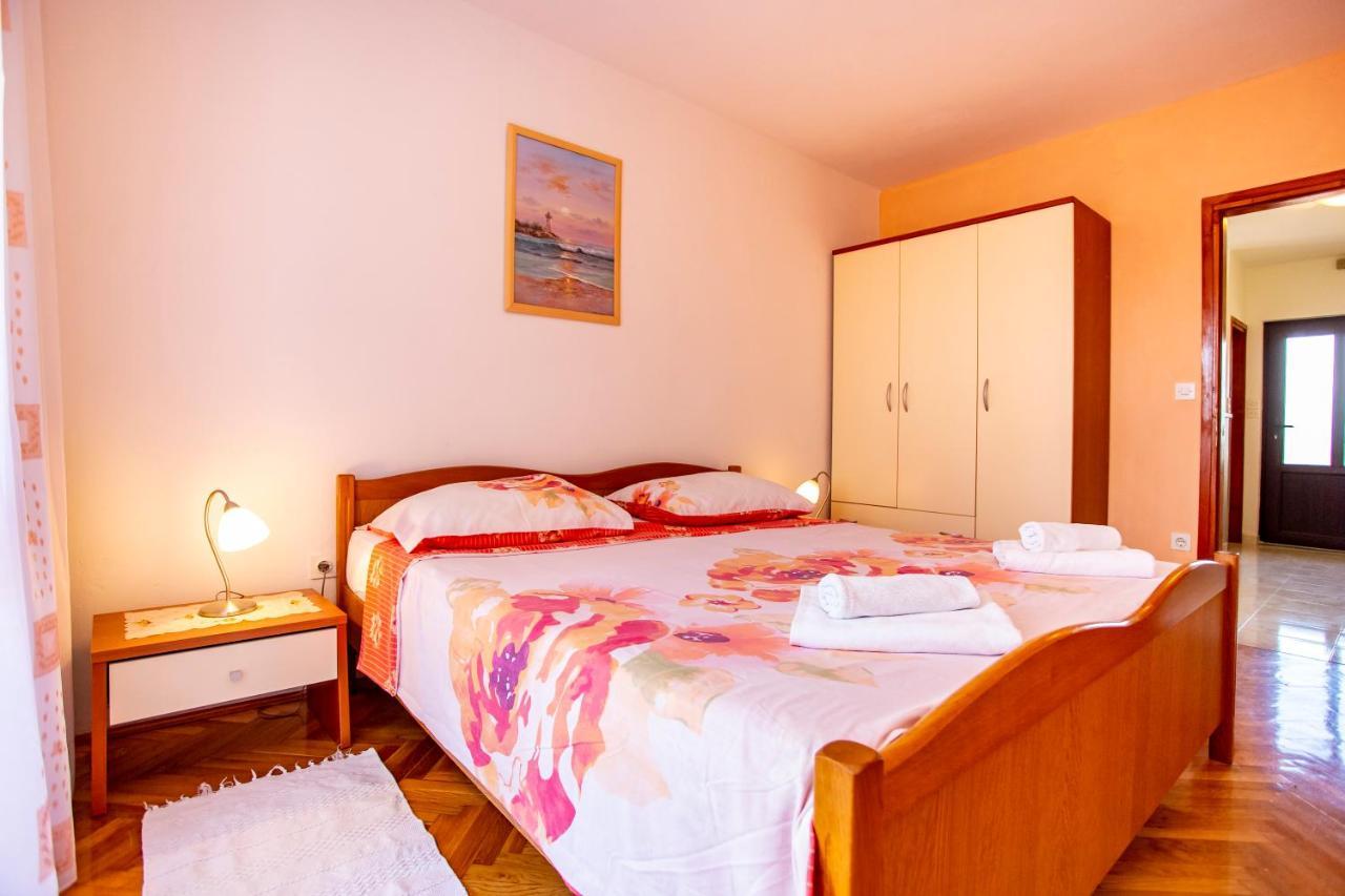 Apartmani Jurman Matohanci ภายนอก รูปภาพ