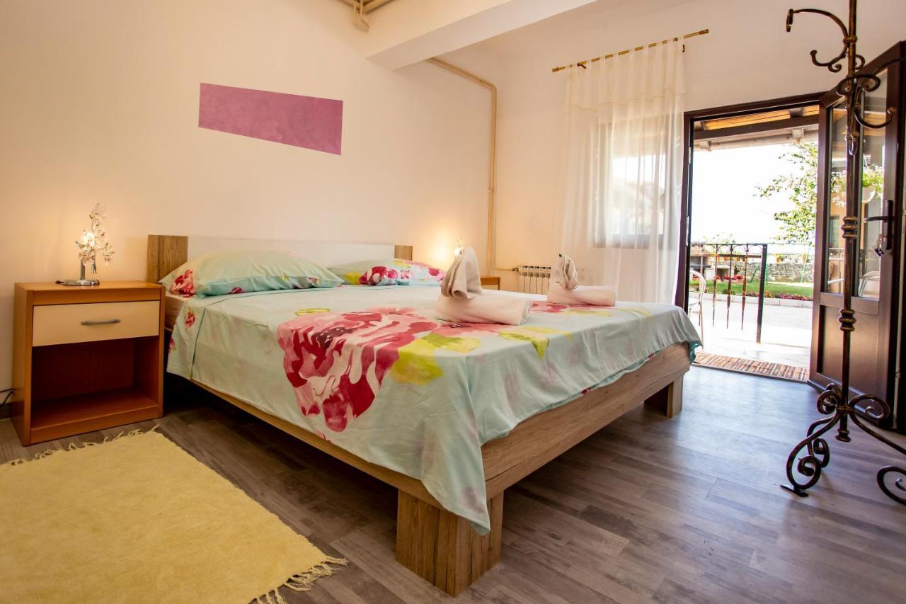 Apartmani Jurman Matohanci ภายนอก รูปภาพ