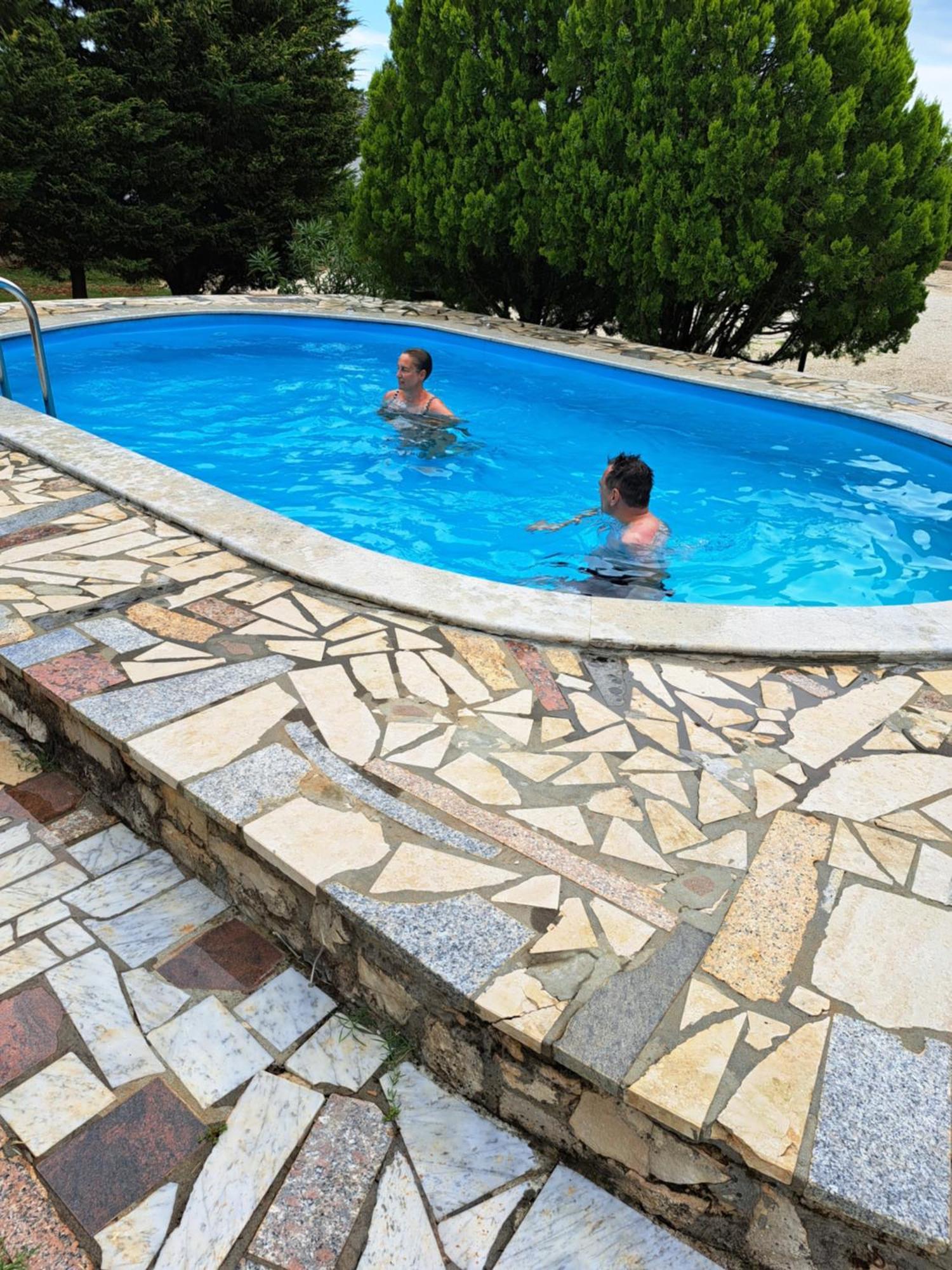 Apartmani Jurman Matohanci ภายนอก รูปภาพ
